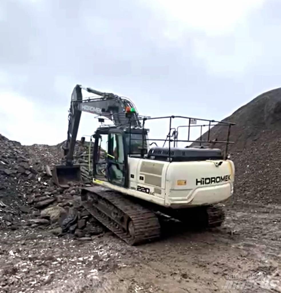 Hidromek HMK 220 LC Koparki gąsienicowe