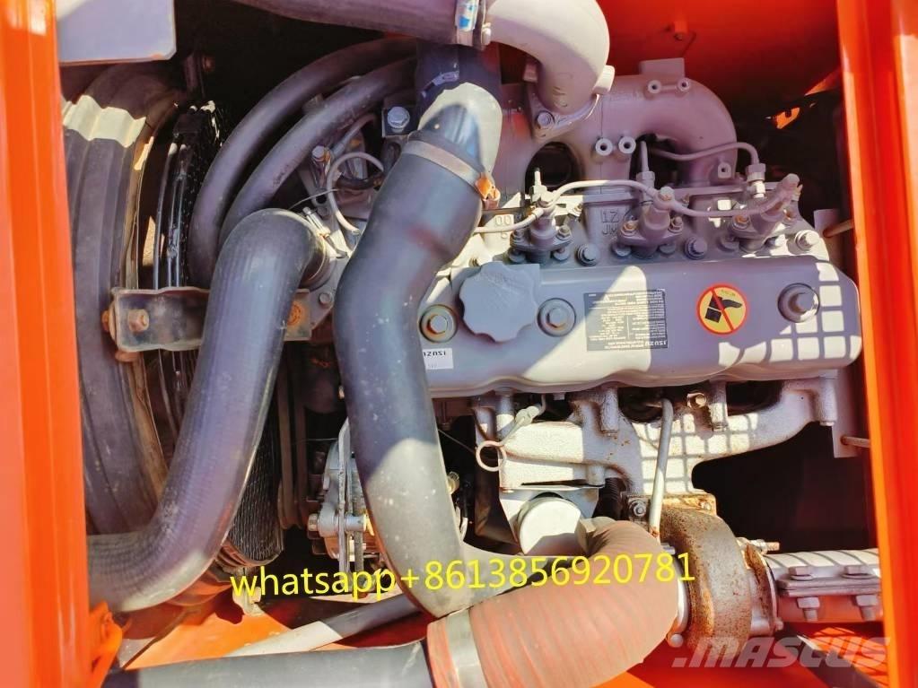 Hitachi ZX 135 US Koparki gąsienicowe