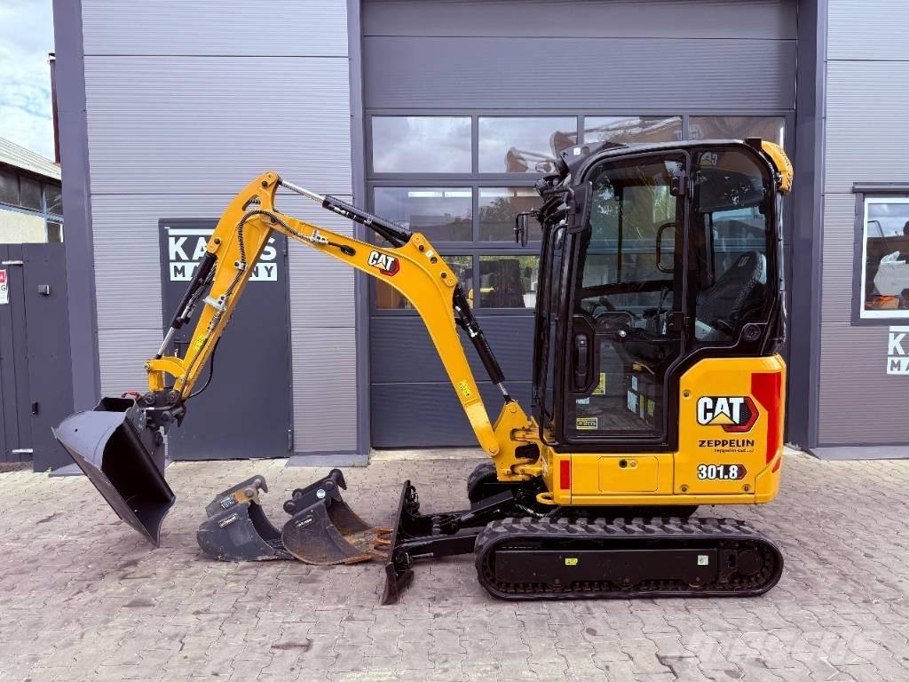 CAT 301.8 Minikoparki