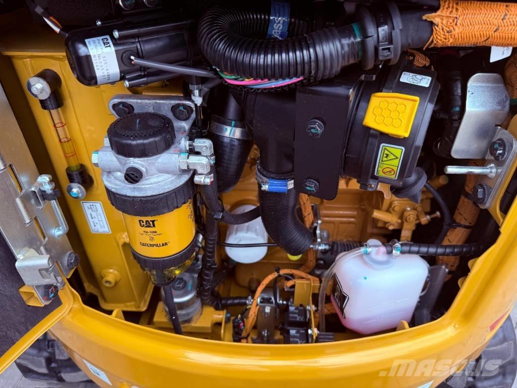 CAT 301.8 Minikoparki