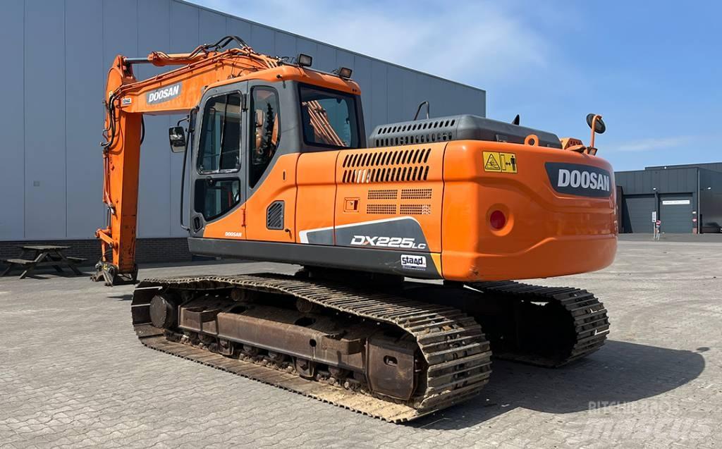 Doosan DX 225 LC-3 Koparki gąsienicowe
