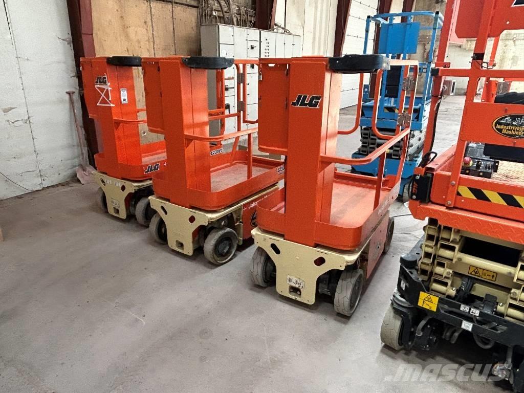 JLG 1230 ES Podnośniki masztowe