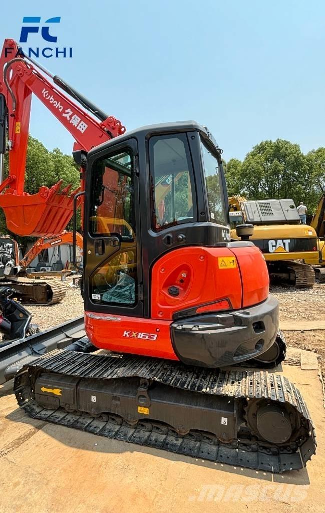 Kubota 163 Koparki gąsienicowe