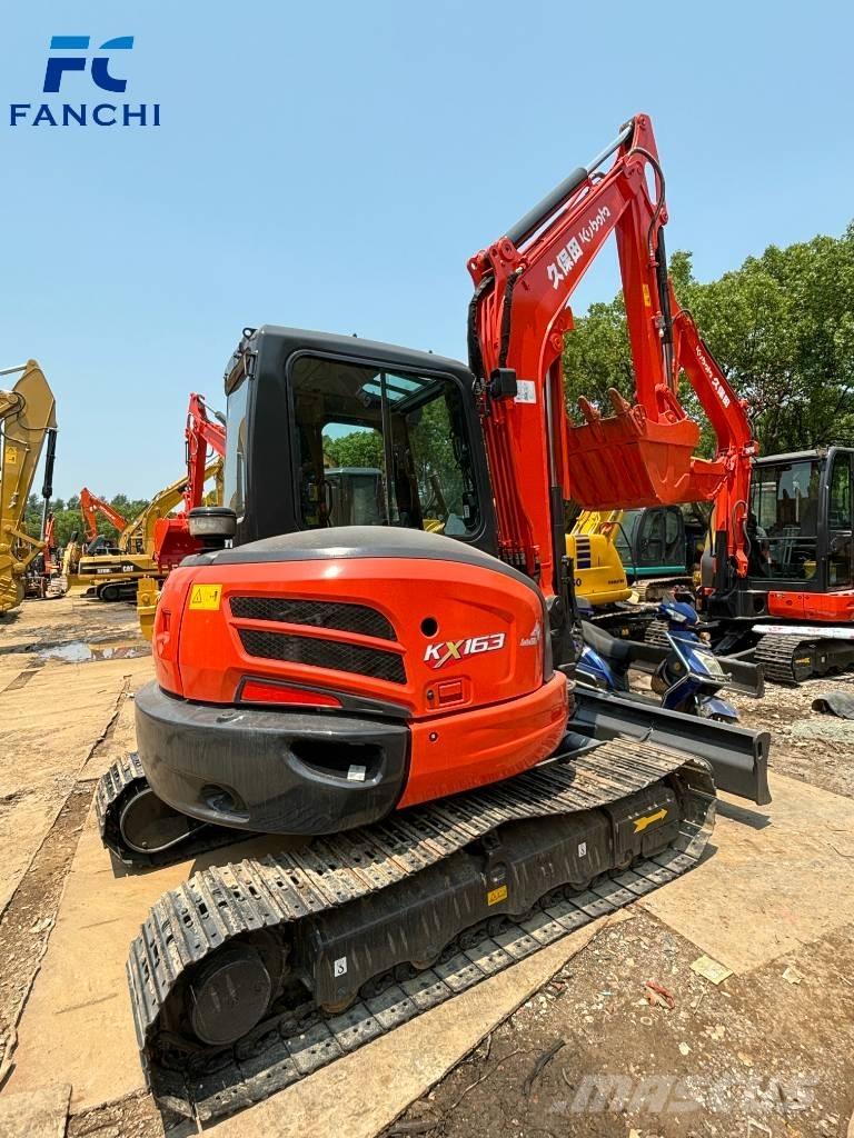 Kubota 163 Koparki gąsienicowe