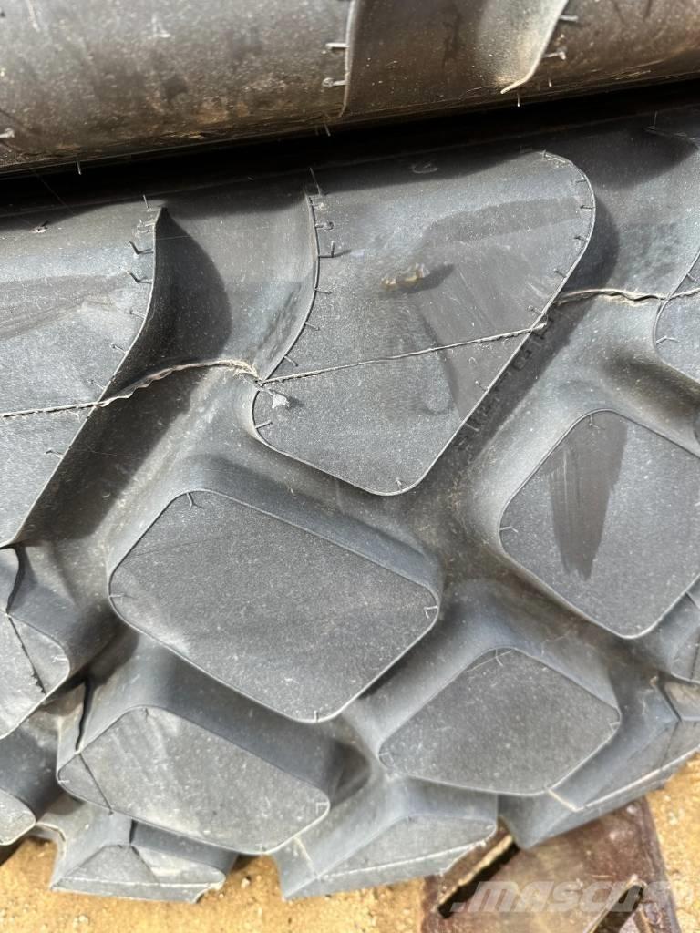 Goodyear 20.5R25 Opony, koła i felgi