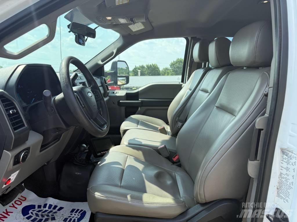 Ford F 550 XL SD Pojazdy komunalne