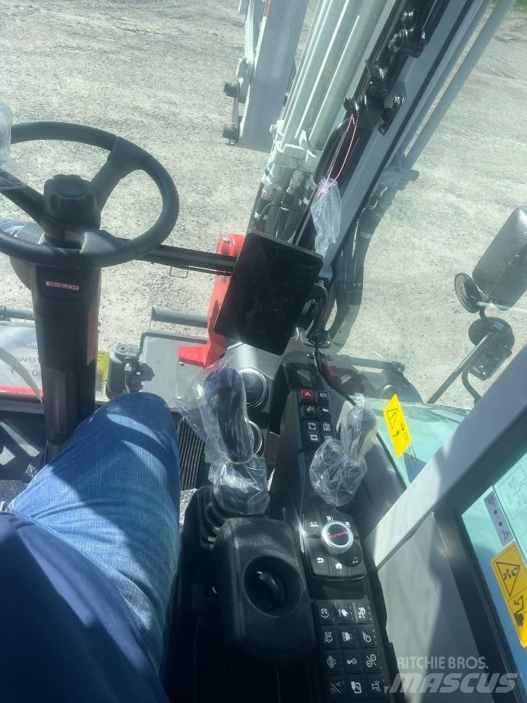 Takeuchi TB 370 W Koparki kołowe