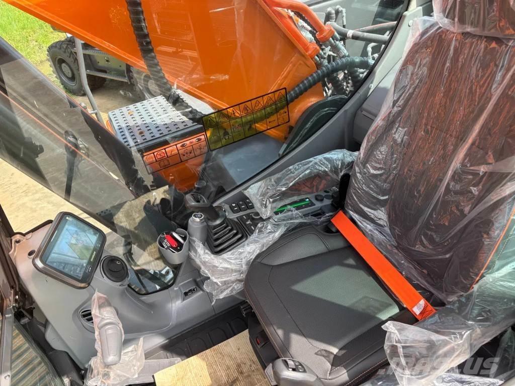 Develon DX255LC-7 Koparki gąsienicowe