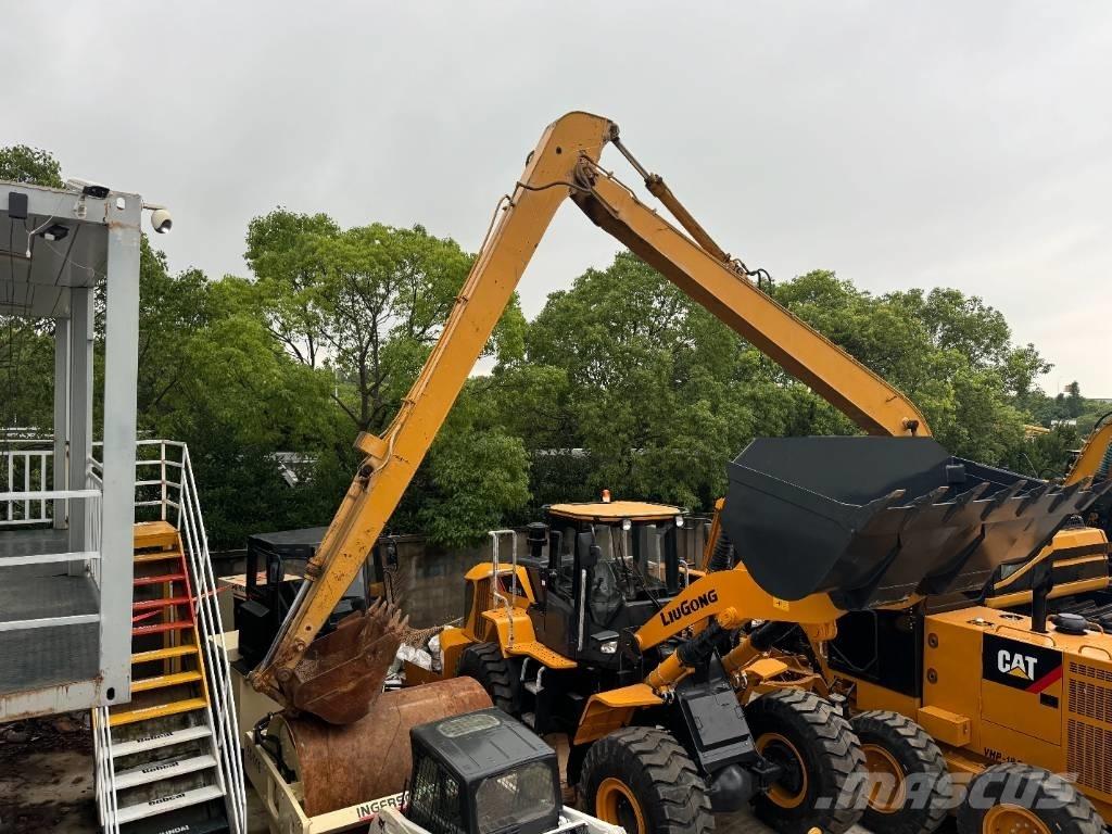 CAT 320 B Koparki pływające - amfibie