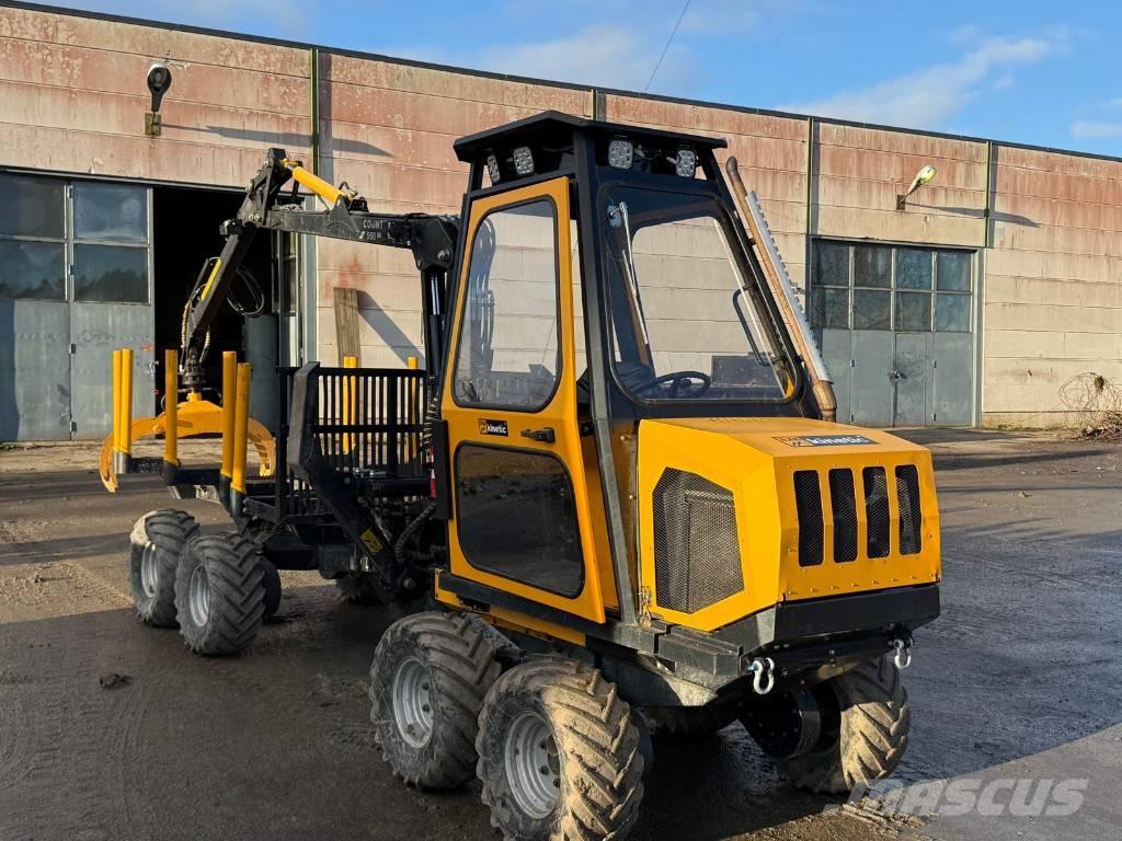  Kinetic 8x8 Forwardery