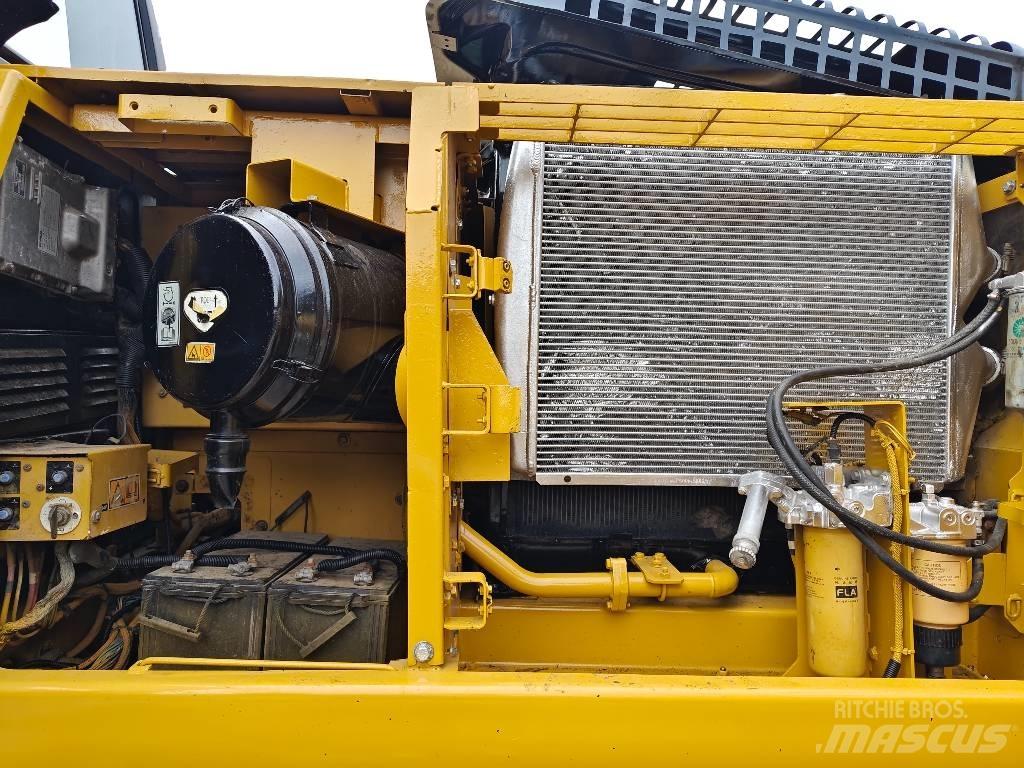 CAT 330 D2 L Koparki gąsienicowe
