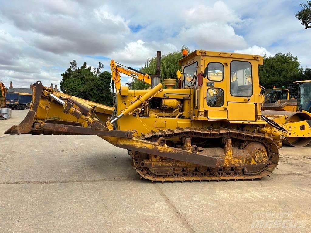 CAT D 6 D Spycharki gąsienicowe