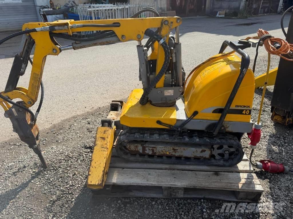 Brokk 40 Koparki wyburzeniowe
