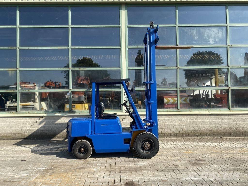 Komatsu FD 28-10 Wózki Diesla
