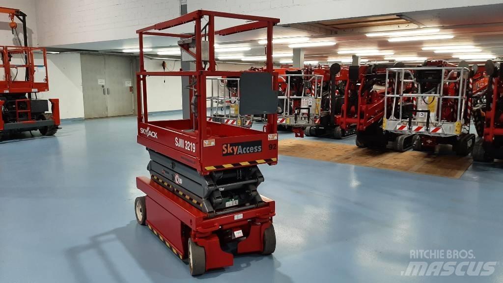 SkyJack SJIII 3219 Podnośniki nożycowe