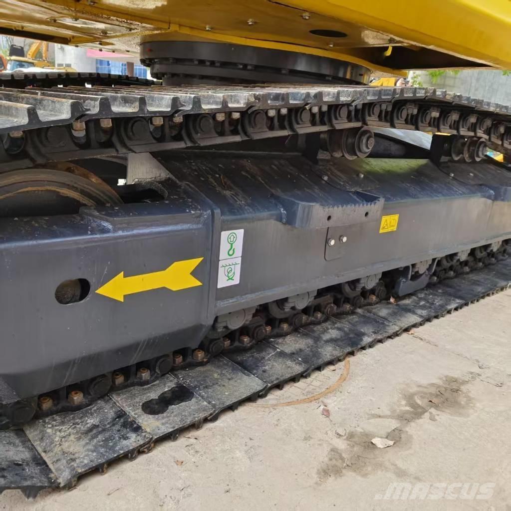 Komatsu PC 200-8 Koparki gąsienicowe