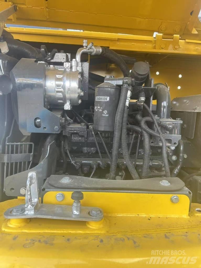 Komatsu PC 70 Koparki gąsienicowe