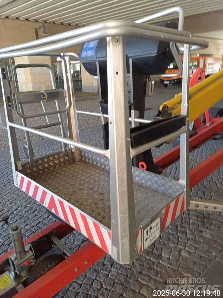 Dino 210 XT Podnośniki na przyczepach
