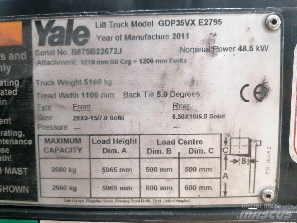 Yale GDP35VX Wózki Diesla