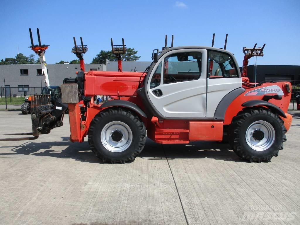 Manitou MT 1440 (157) Ładowarki teleskopowe