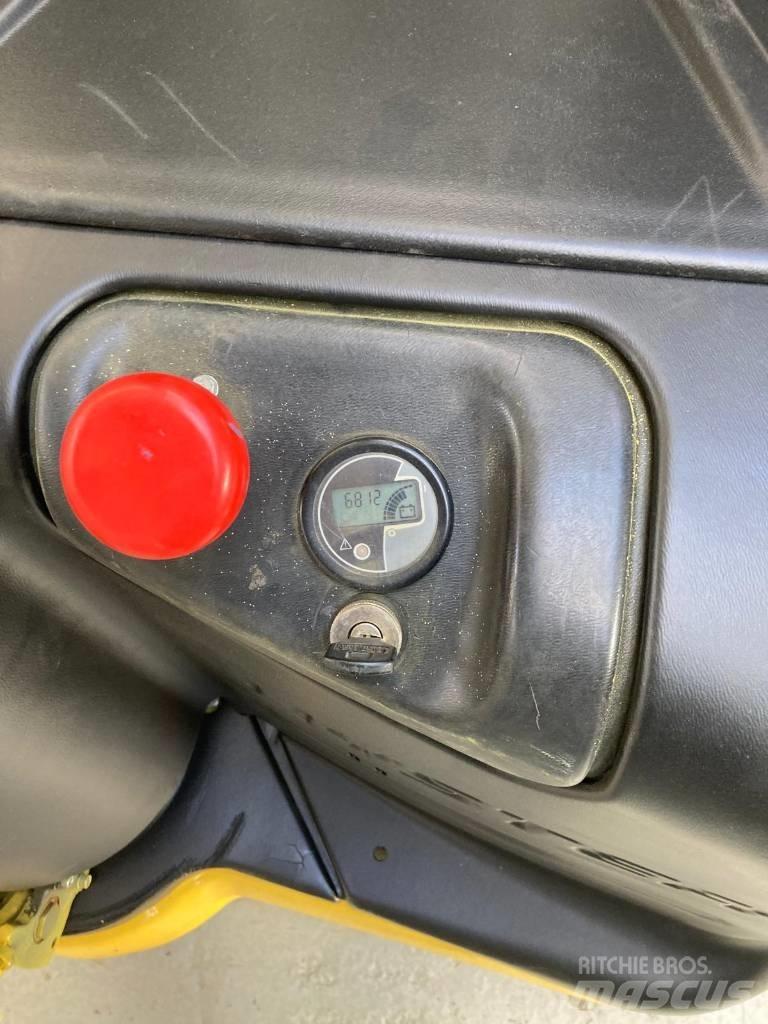 Hyster S 1.6 Wózki widłowe unoszące z dyszlem
