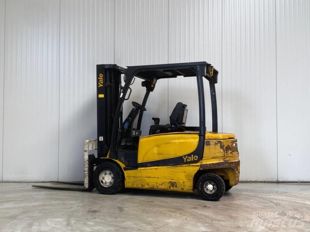 Yale ERP35VL Wózki elektryczne