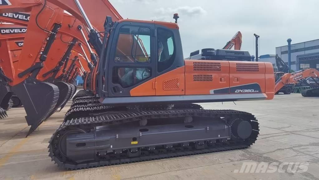 Develon DX 360LCA-7B Koparki gąsienicowe