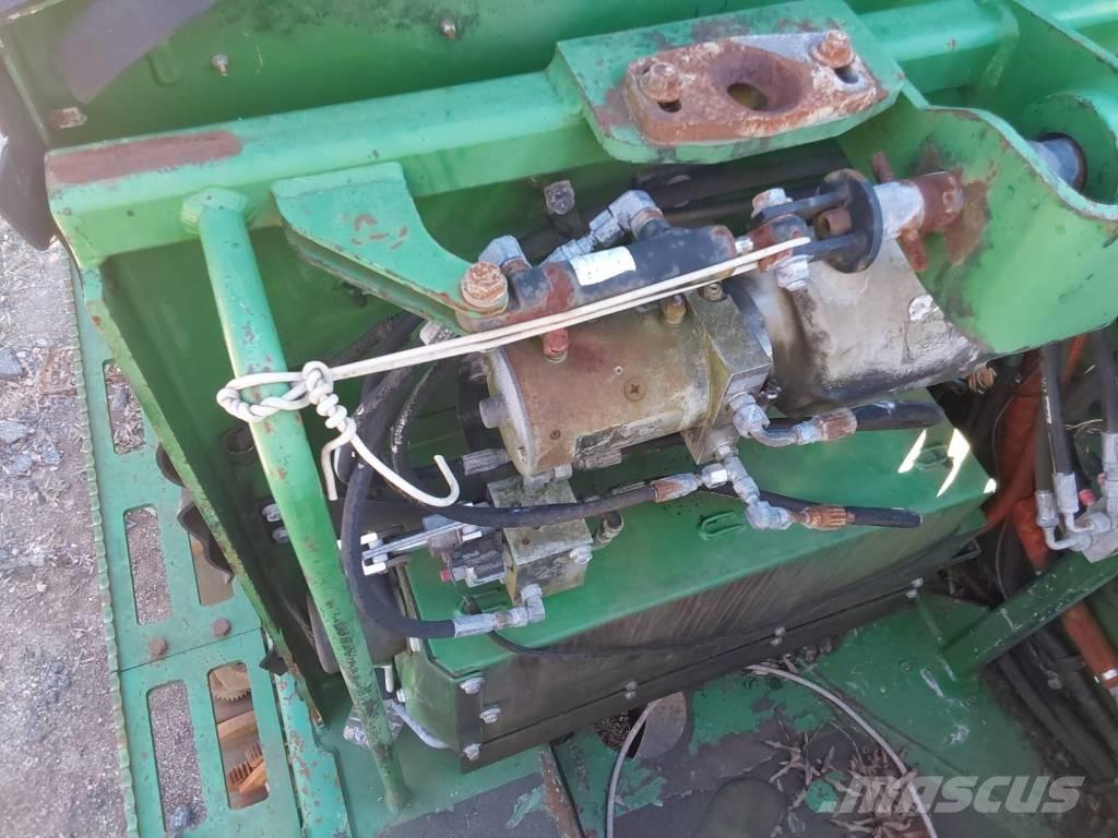 John Deere 903M Harwestery gąsienicowe