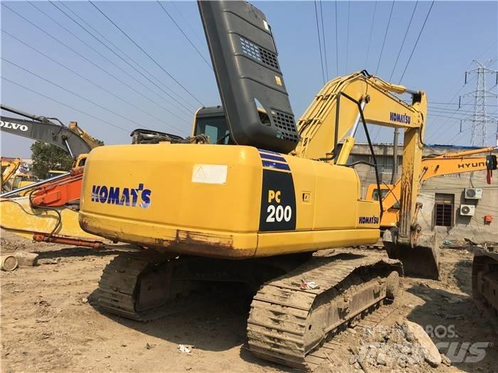 Komatsu PC 200-8 Koparki gąsienicowe