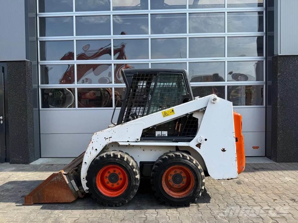 Bobcat S130 Ładowarki burtowe