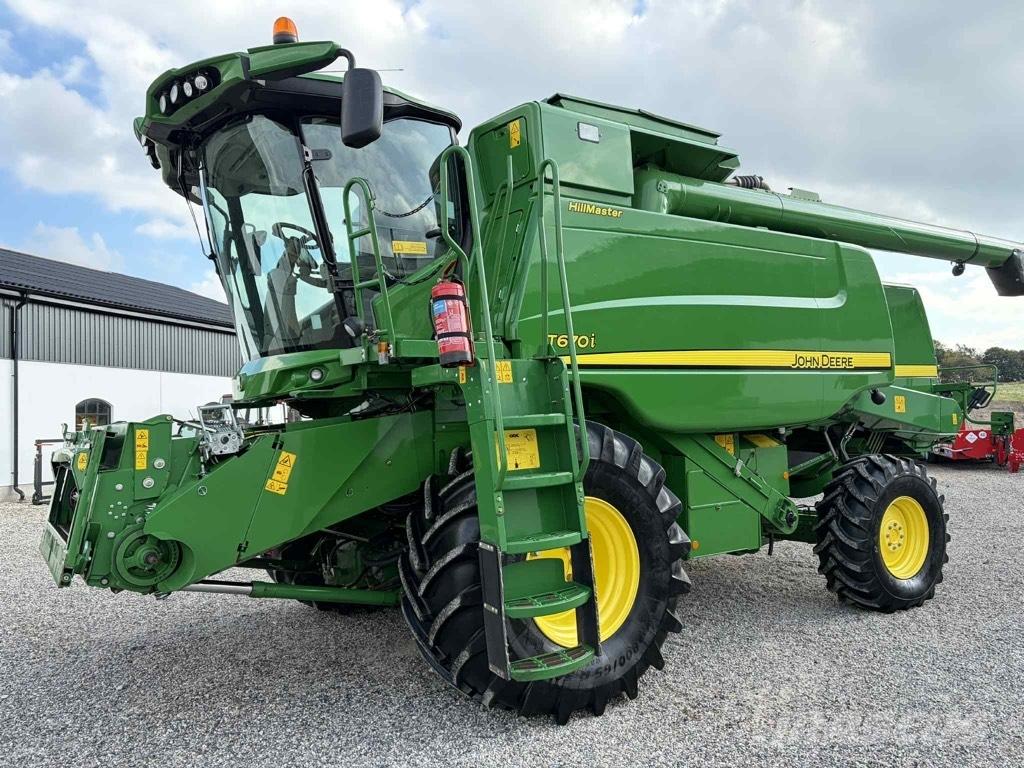 John Deere T 670 i Kombajny zbożowe