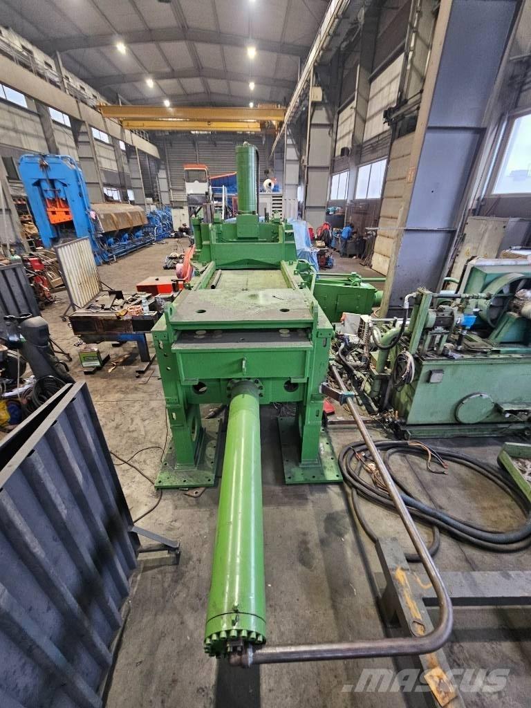  Henschel 30 x 30 Prasy przemysłowe