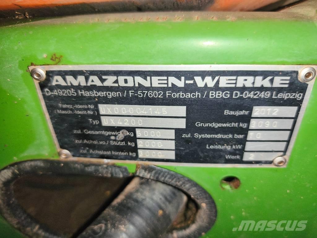 Amazone UX 4200 Opryskiwacze zaczepiane