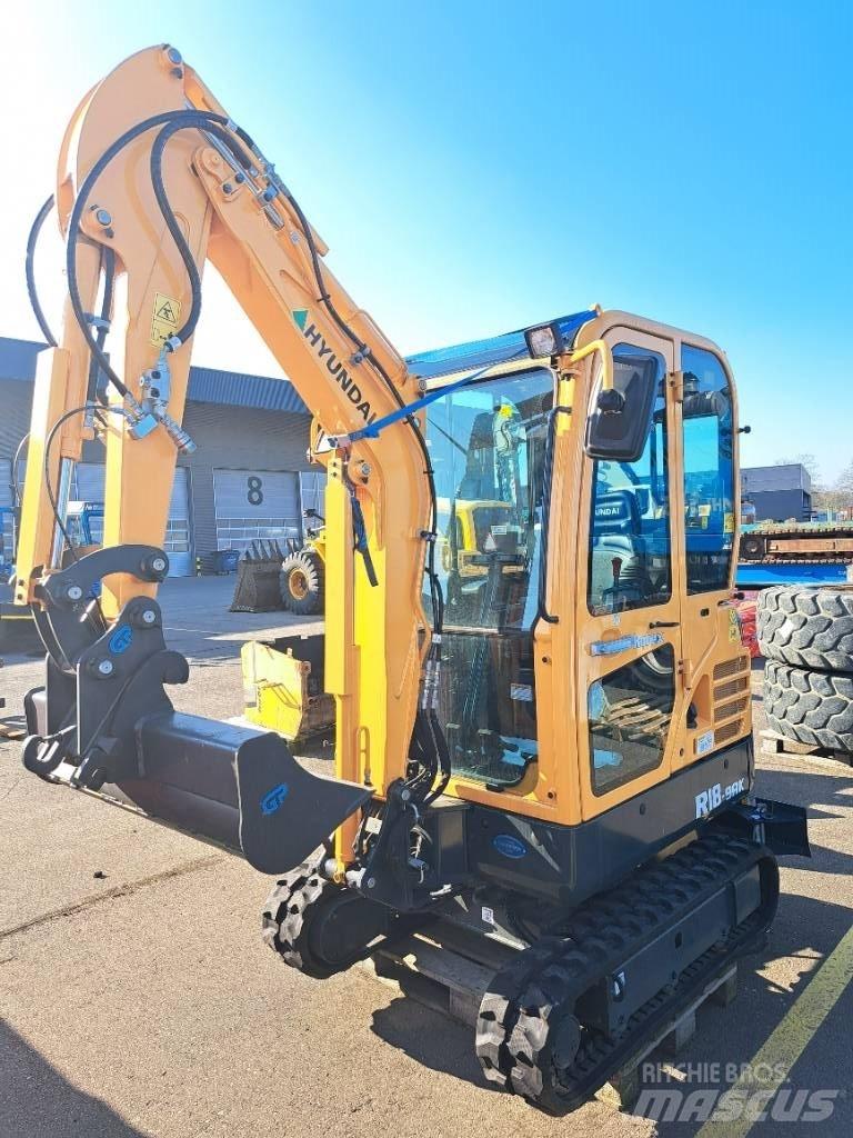 Hyundai R18-9AK Minikoparki