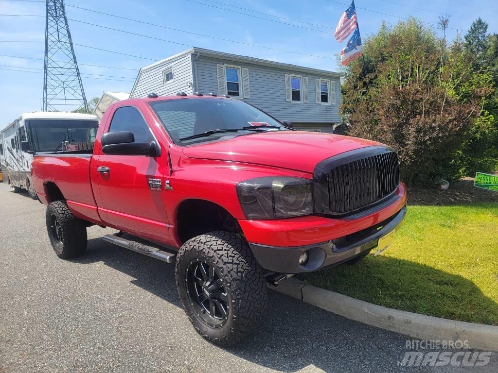 Dodge Ram 2500 Pick-upy / Pojazdy z otwieranymi burtami