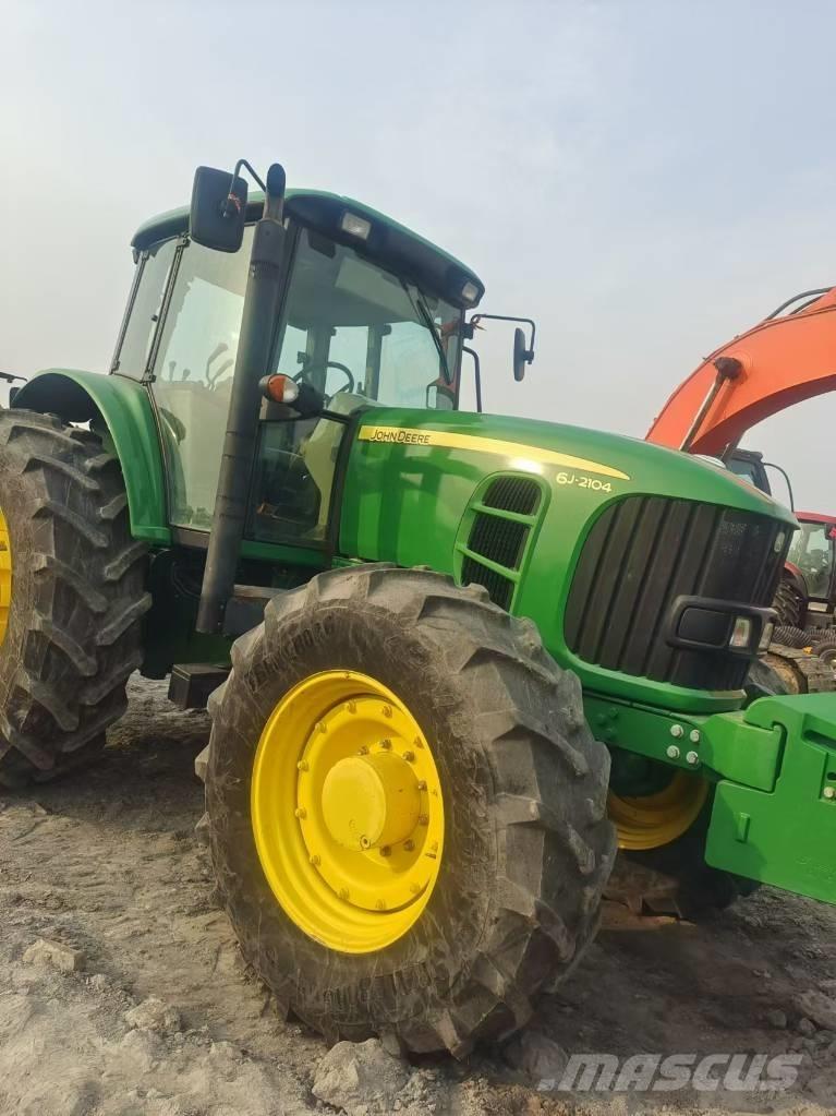 John Deere 6J-2104 Ciągniki rolnicze
