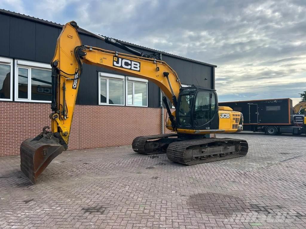 JCB JS220LC Koparki gąsienicowe