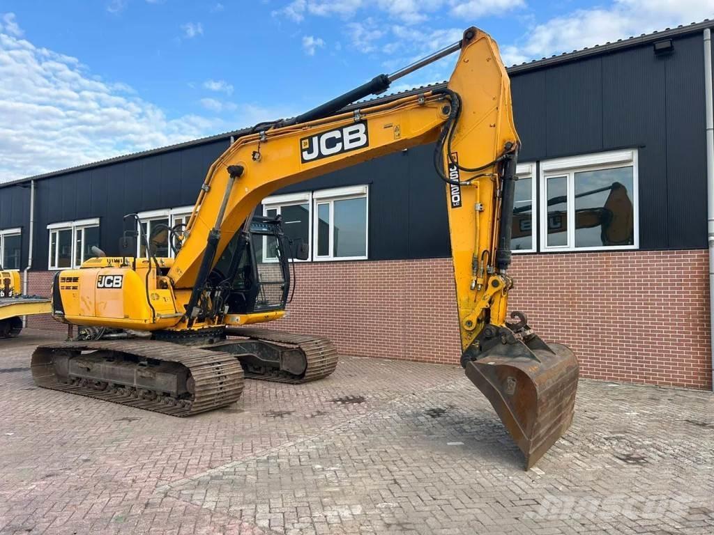 JCB JS220LC Koparki gąsienicowe