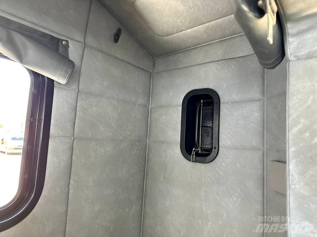 Mack Titan TD 713 Pojazdy pod zabudowę
