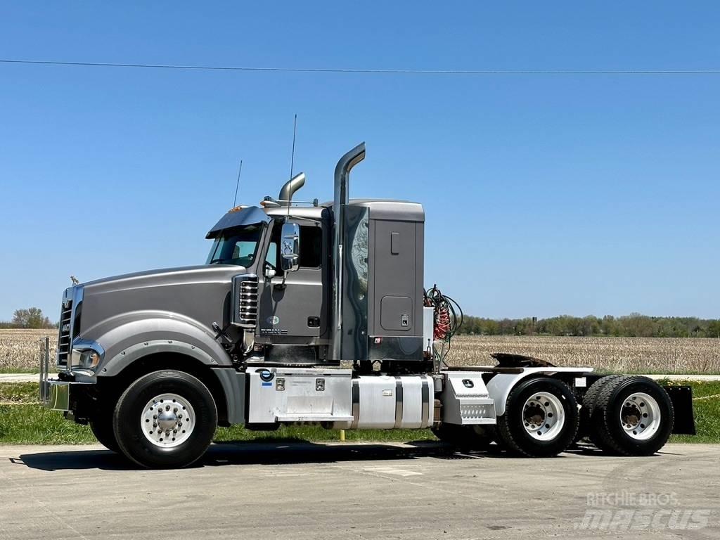 Mack Titan TD 713 Pojazdy pod zabudowę