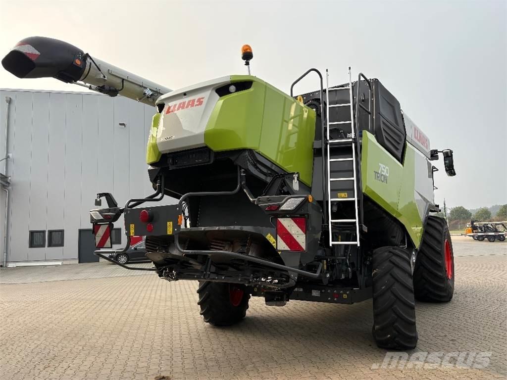 CLAAS TRION 750 Kombajny zbożowe