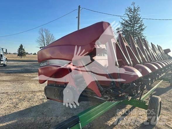 Case IH 3412 Głowice ścinkowe