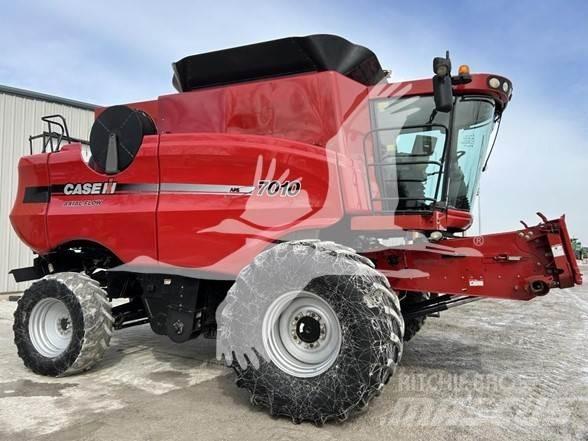Case IH 7010 Kombajny zbożowe