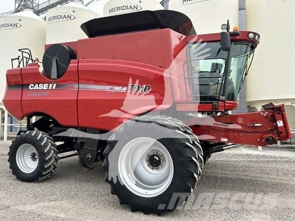 Case IH 7010 Kombajny zbożowe