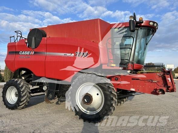 Case IH 7010 Kombajny zbożowe