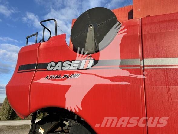 Case IH 7010 Kombajny zbożowe