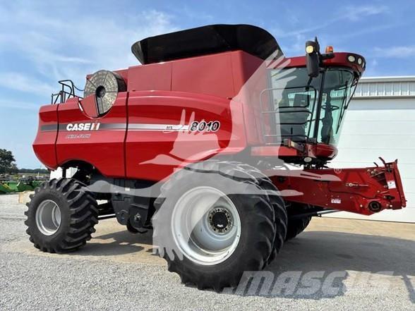 Case IH 8010 Kombajny zbożowe