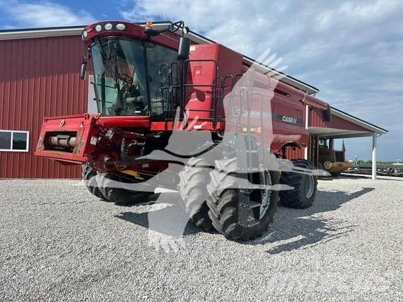 Case IH 8120 Kombajny zbożowe