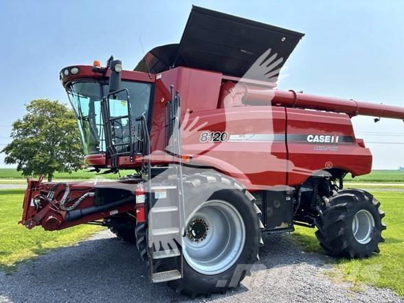Case IH 8120 Kombajny zbożowe