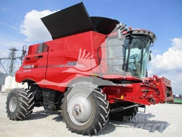 Case IH 8250 Kombajny zbożowe